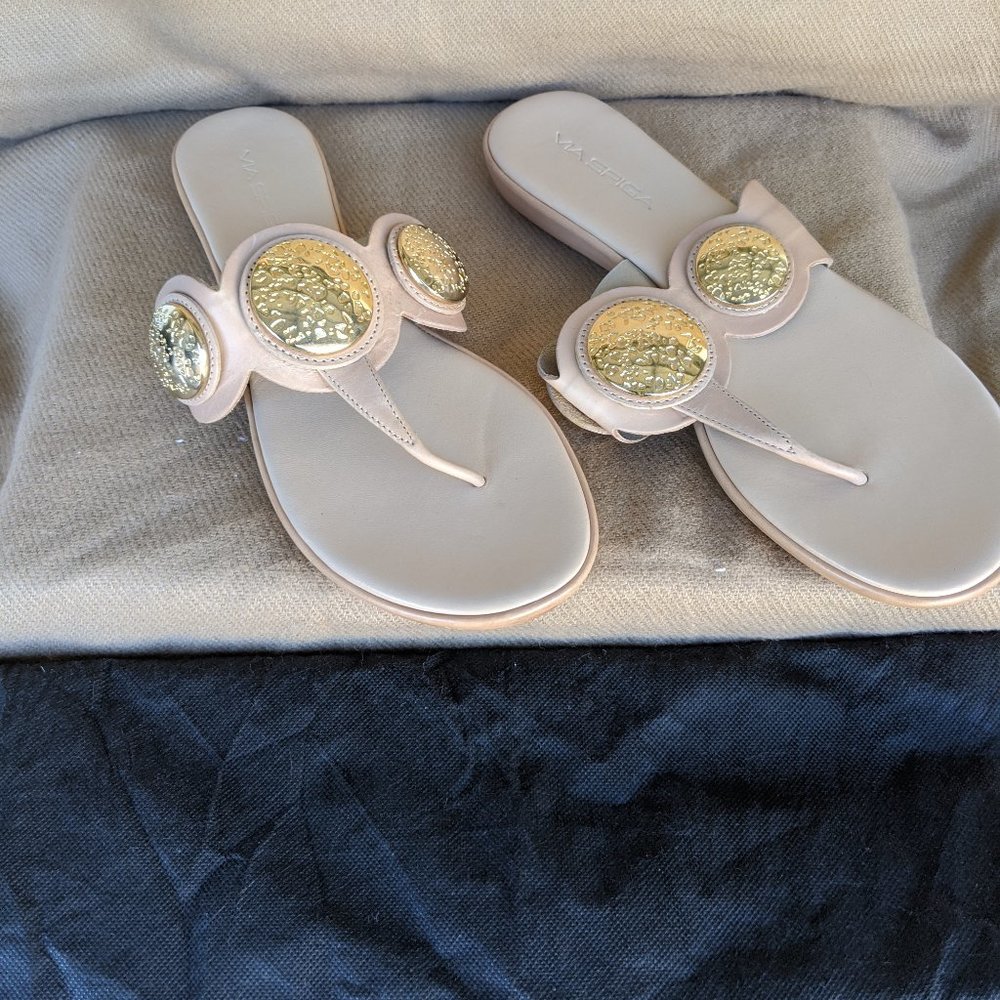 Via Spiga flat sandals